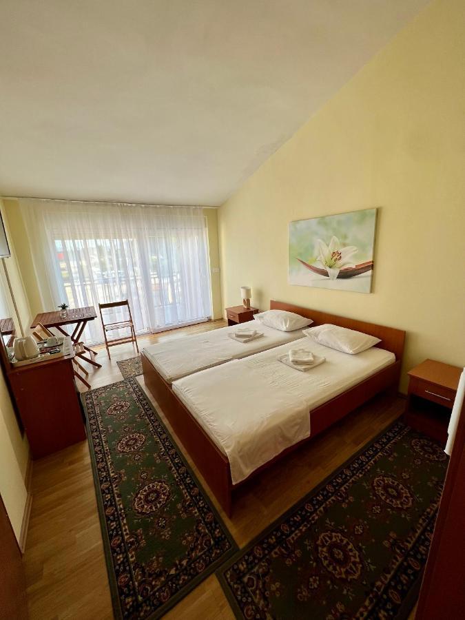 Rooms Salvia Ploce  Exteriör bild